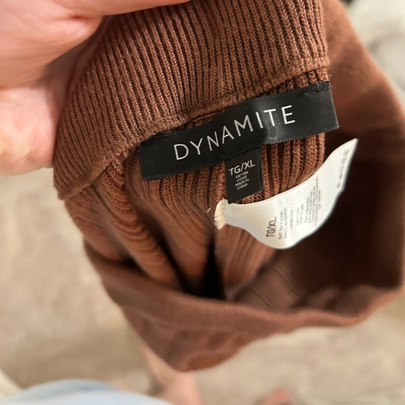 COPY - DYNAMITE LOUNGE SET - Picture 5 of 10